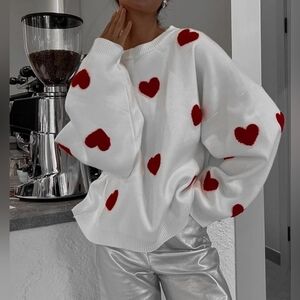 Oversized Heart Embroidery Crew Neck Knit Stretch Sweater White and Red Size L